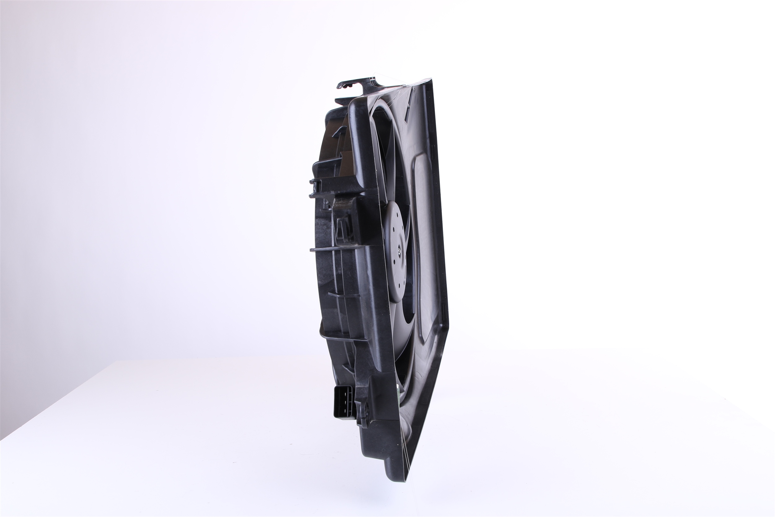 NISSENS 85897 KIA CERATO 2010 Jäähdyttimen tuuletin