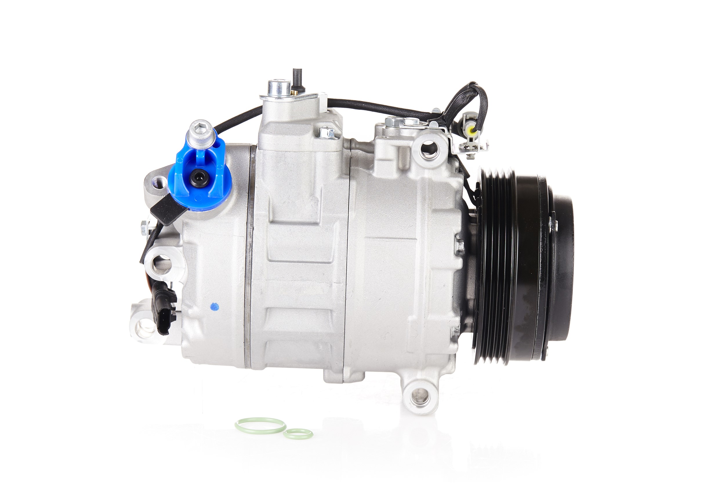 Compresseur de clim 890218 NISSENS 9 154 072 BMW