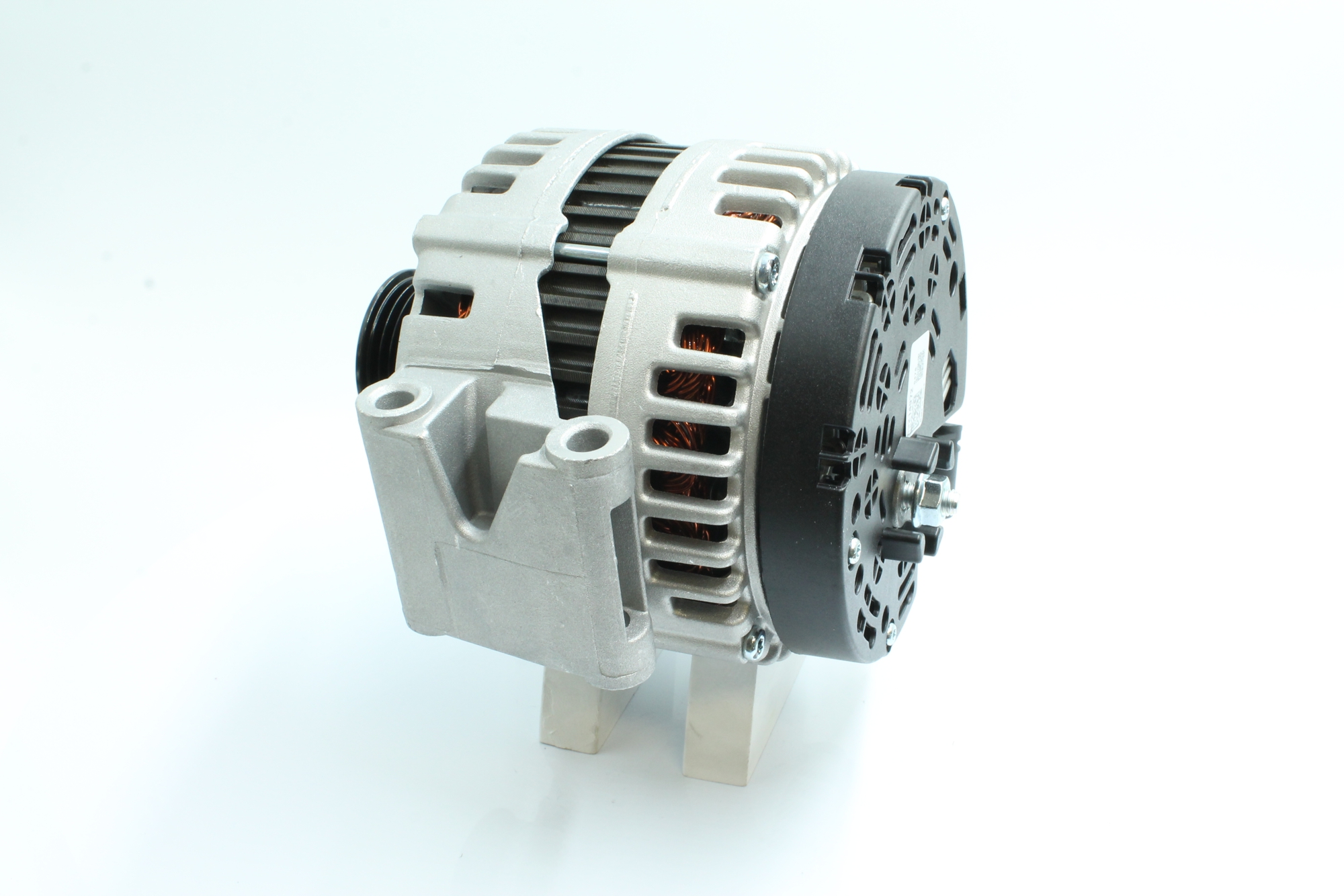 PowerMax 89214972 Generaator — Mercedes-Benz E-klass T-modell S211 E 63 AMG 6.2 (211.277) 514 hj 2007 M 156.983 Otto PowerMax 89214972 Generaator Mercedes S211 E 63 AMG 6.2 (211.277) 514 hj Bensiin hind