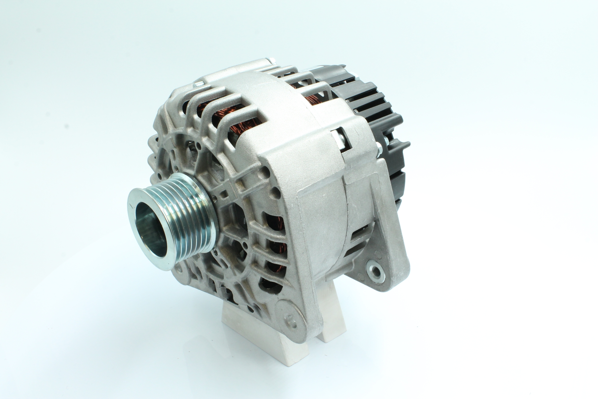 Lichtmaschine 89215330 PowerMax 77 11 368 603 89215330 Lichtmaschine PowerMax 7711368603 DACIA