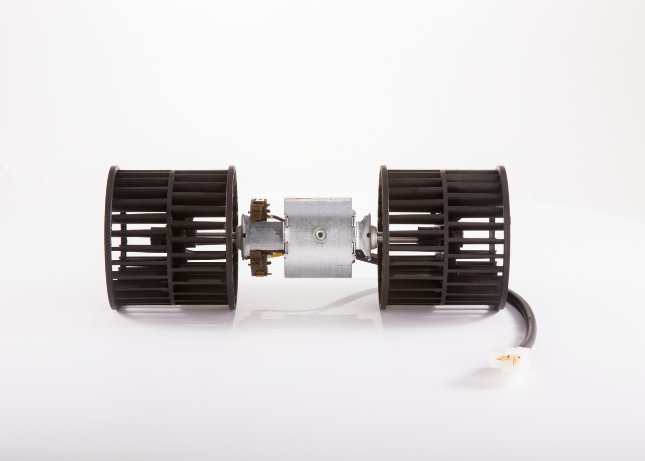 BOSCH CPB 12V Elektromotor vetráka chladiča