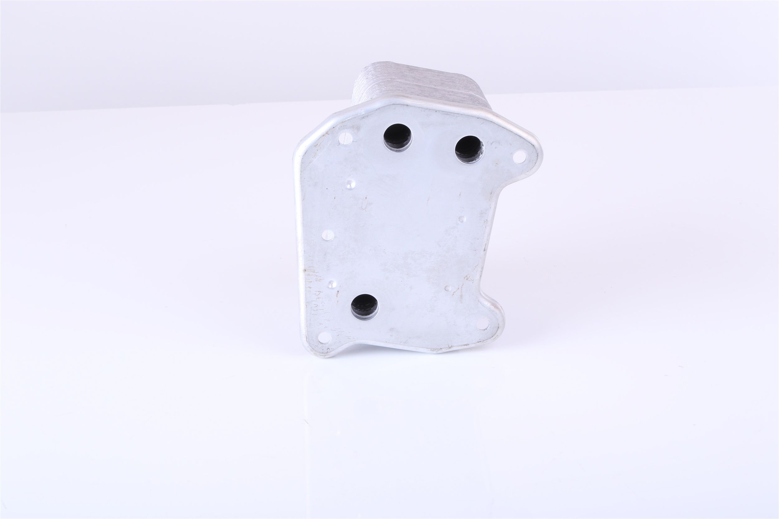 NISSENS 90974 Enfriador de aceite MERCEDES-BENZ Clase ML (W163)