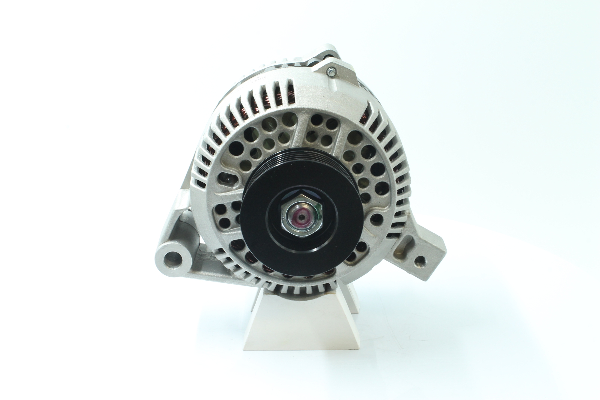 Alternateur 9213942 PowerMax F0DF 10300 AA Régulateur d'alternateur 9213942 PowerMax F0DF--10300--AA FORD