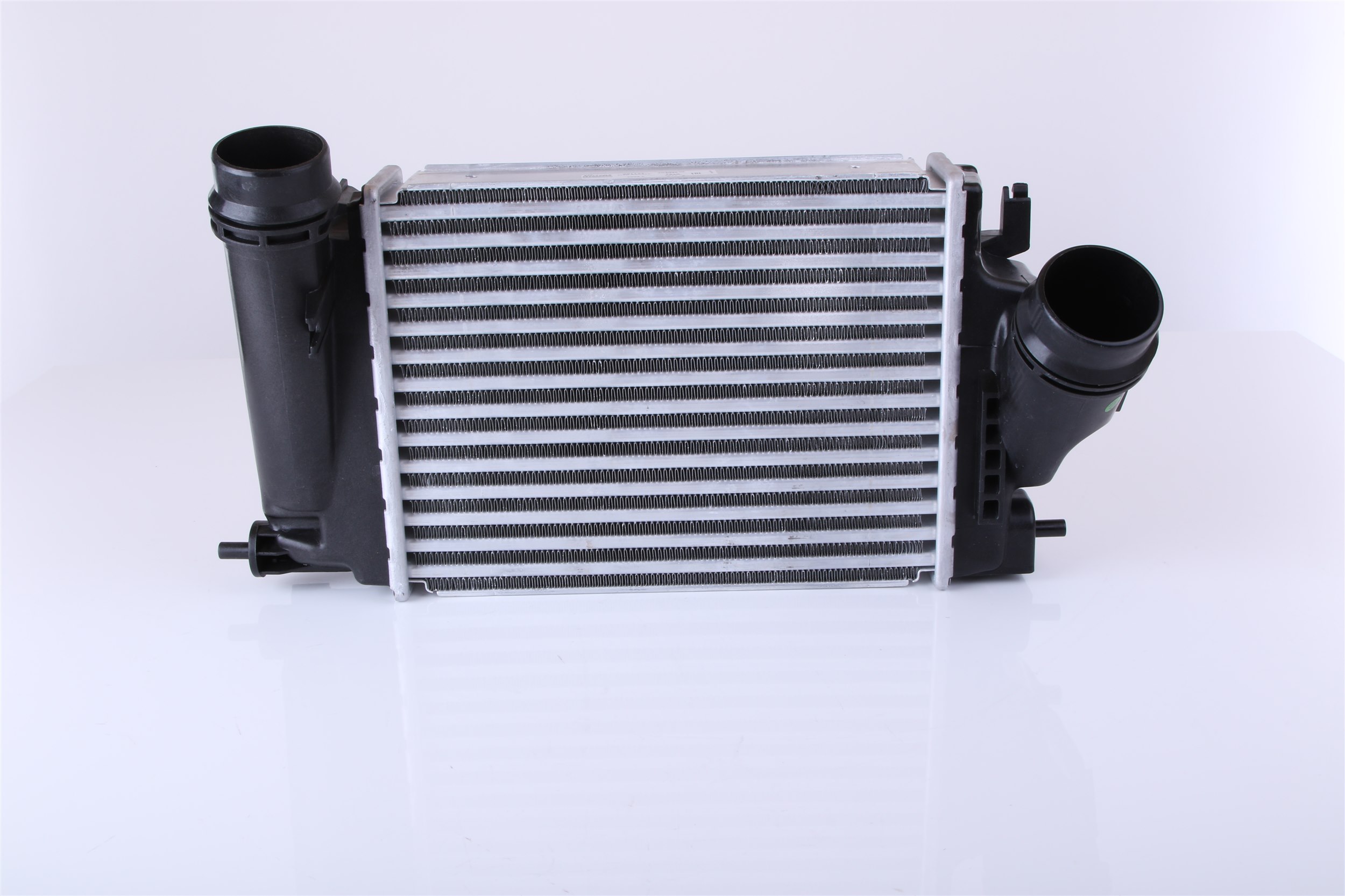 NISSENS 961121 Radiator intercooler RENAULT SCÉNIC 2017