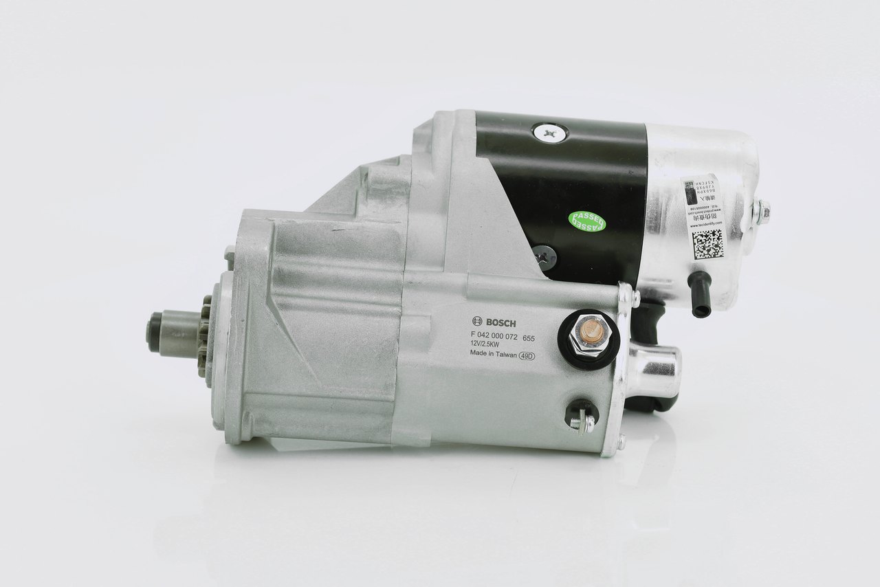 Anlasser F 042 000 072 BOSCH 28100 23660 71 F 042 000 072 Anlasser BOSCH 281002366071 NISSAN
