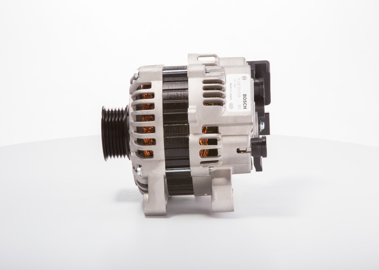 Generaator F 042 303 019 BOSCH K9621791680 PEUGEOT