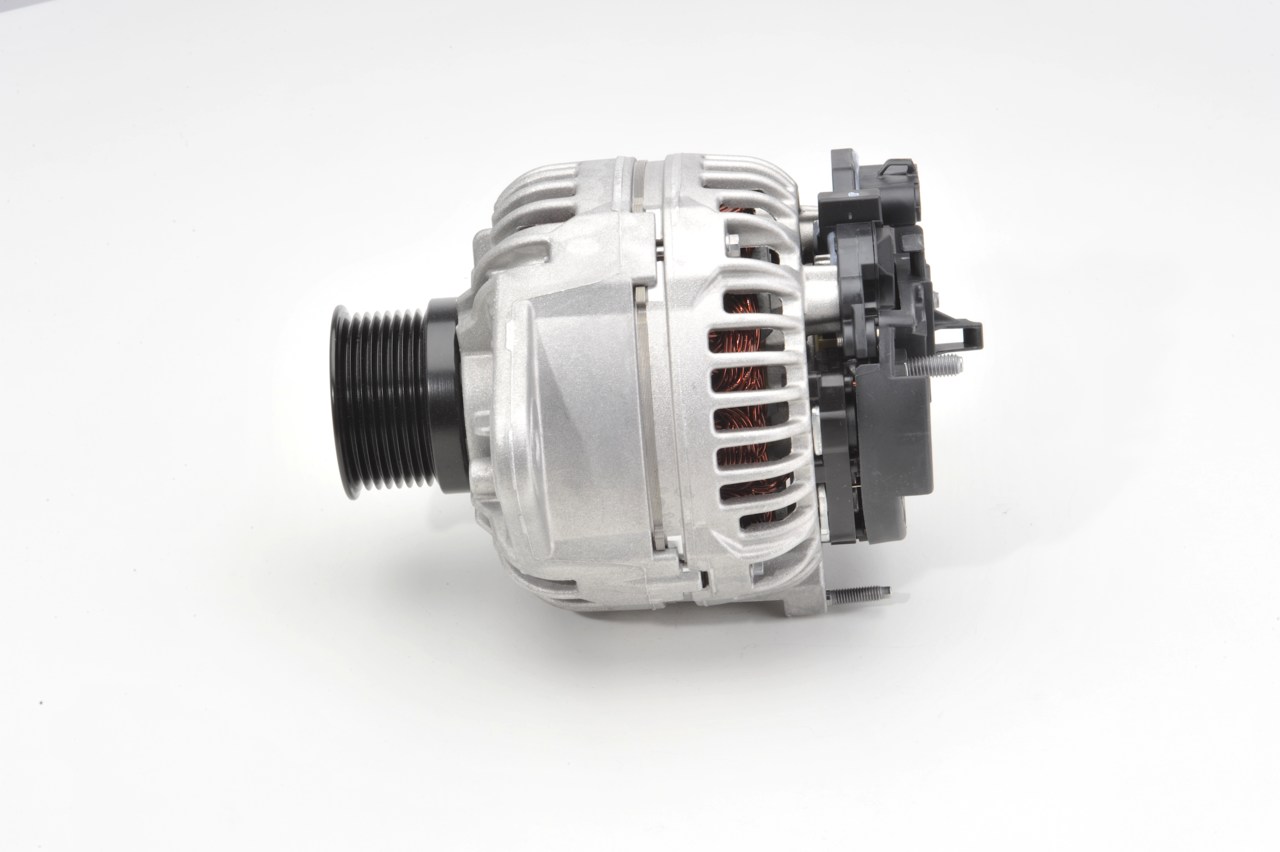 Laturi 0 124 655 024 BOSCH 21 429 791 VOLVO