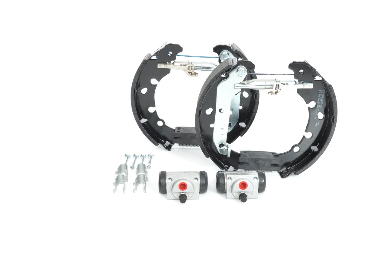 BOSCH 0 204 114 625 prix remplacement kit de freins à tambours FIESTA origine