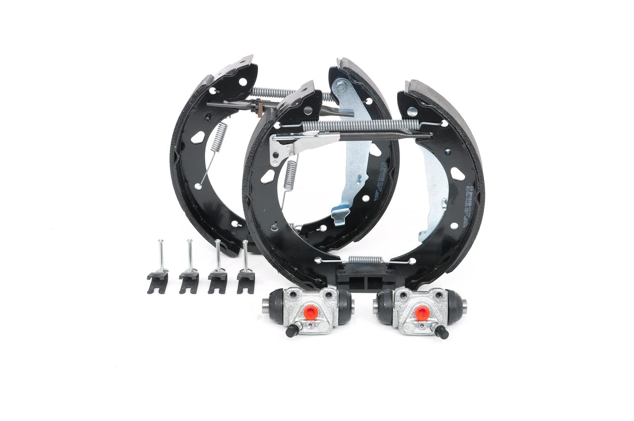 BOSCH 0 204 114 638 2000 kit freins à tambours Toyota RAV4 II prix