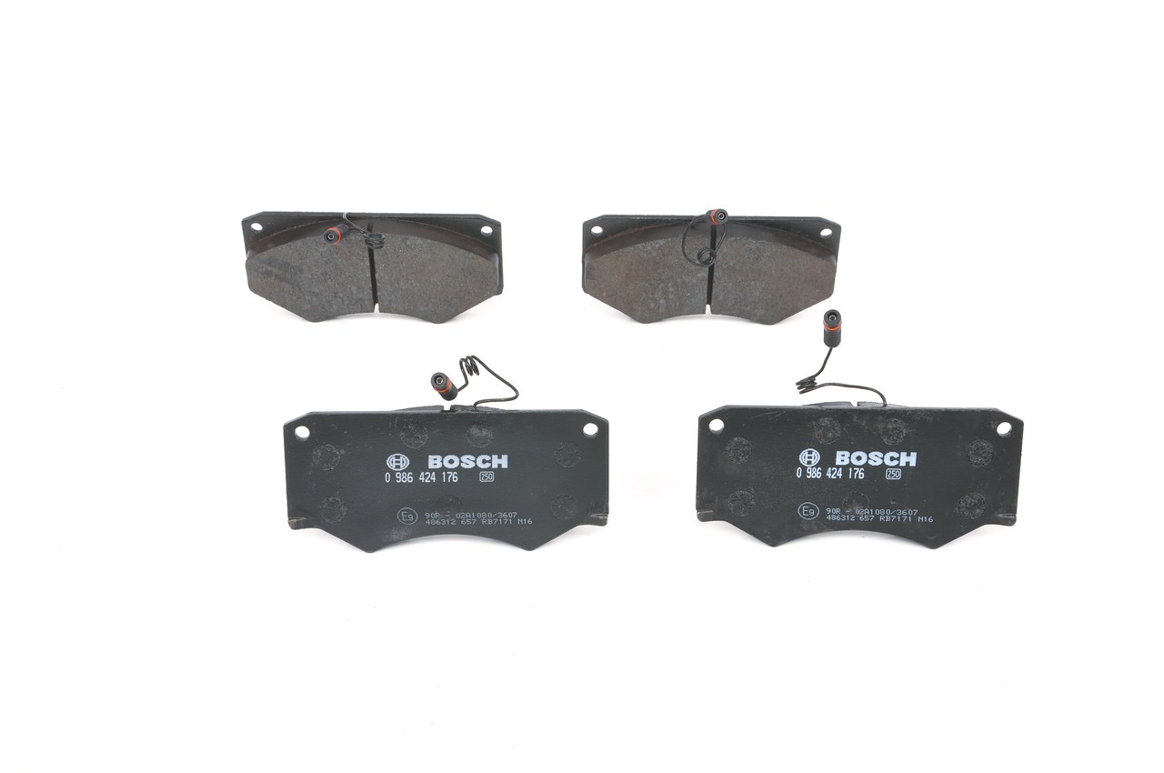 BOSCH 0 986 424 176 Piduriklots IVECO Daily I Box Body / Estate 2.4 49-10 V 92 hj Diisel hind