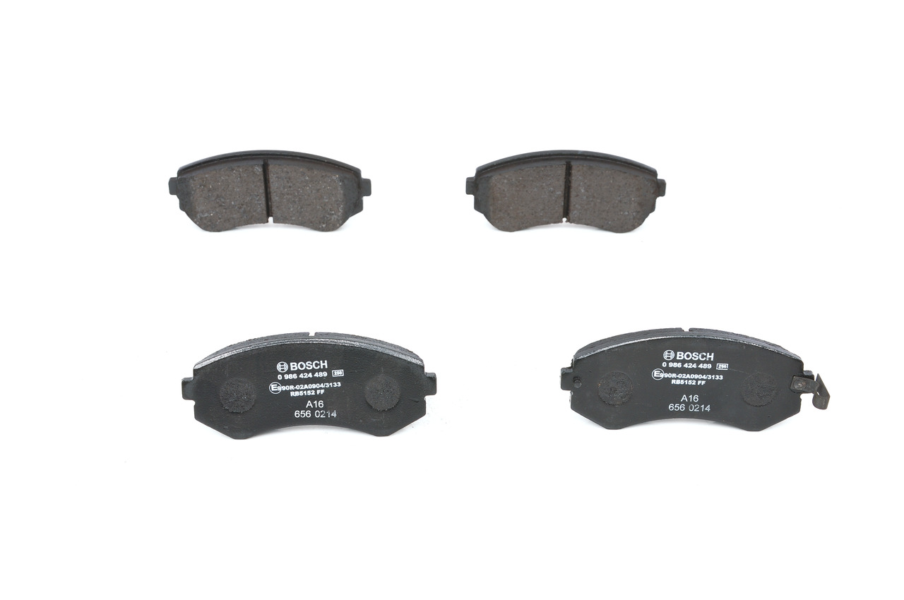 Juego de pastillas de freno 0 986 424 489 BOSCH 1V2K3328Z TOYOTA