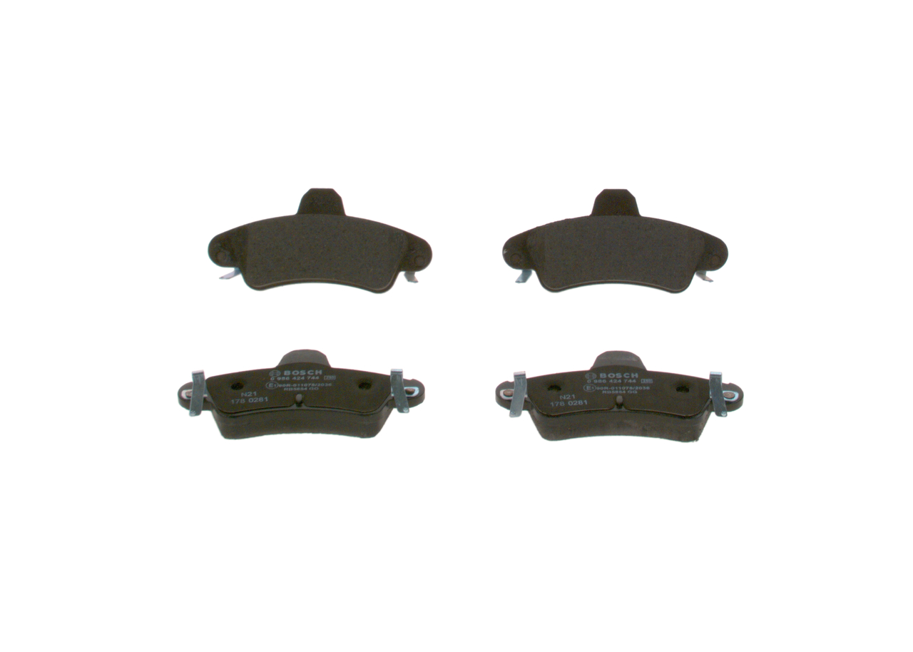 Bromsbelägg 0 986 424 744 BOSCH 1 672 938 VOLVO