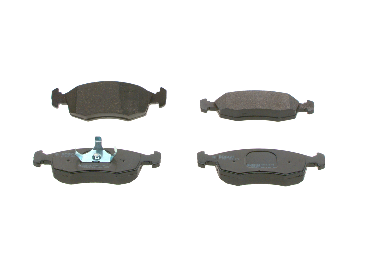 Bremseklodser 0 986 469 070 BOSCH 6 521 375 MERCEDES-BENZ