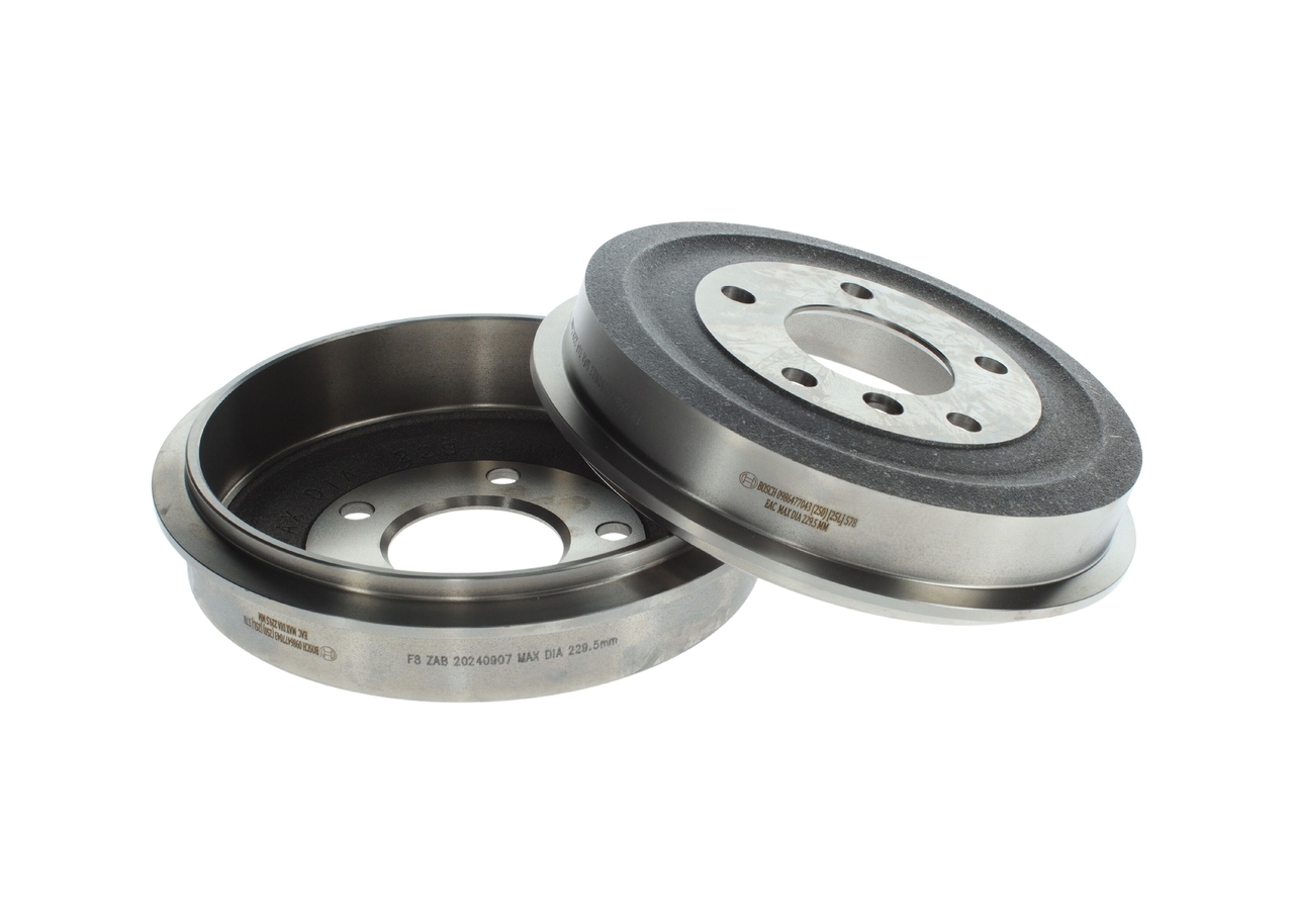 0 986 477 043 BOSCH freno a tamburo BMW E91 325 xi 211 CV Benzina prezzo