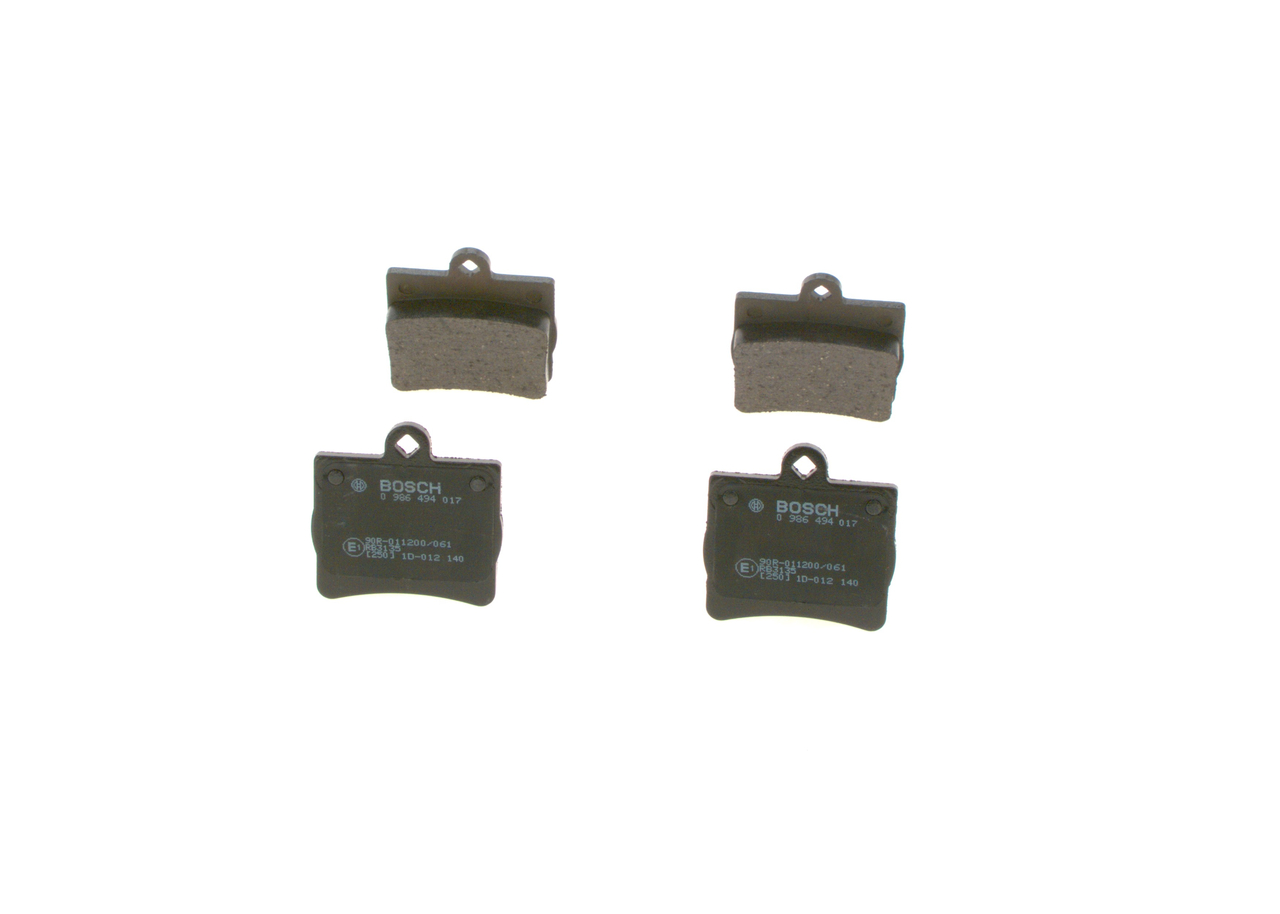 Kit pastiglie freni 0 986 494 017 BOSCH A 002 420 51 20 MERCEDES-BENZ