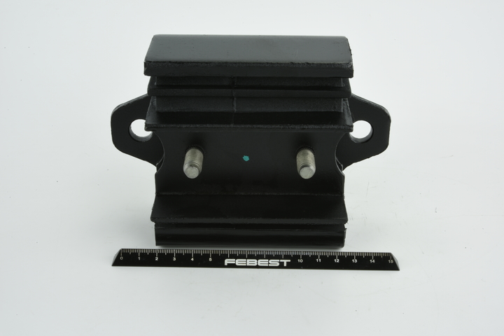 FEBEST NM-018 Motorfeste Nissan Pickup D22 billige