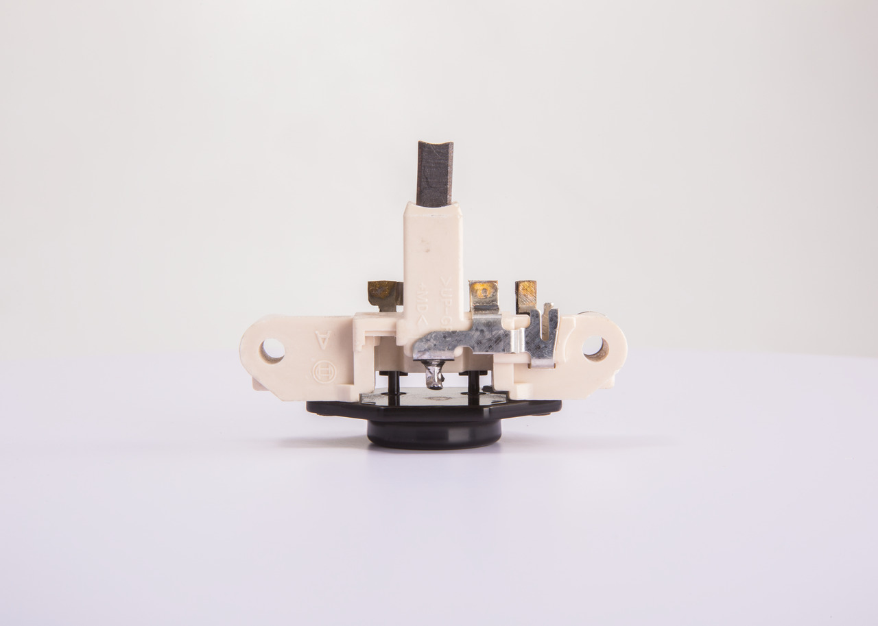 BOSCH EL 14V/MR3 Regulador del alternador