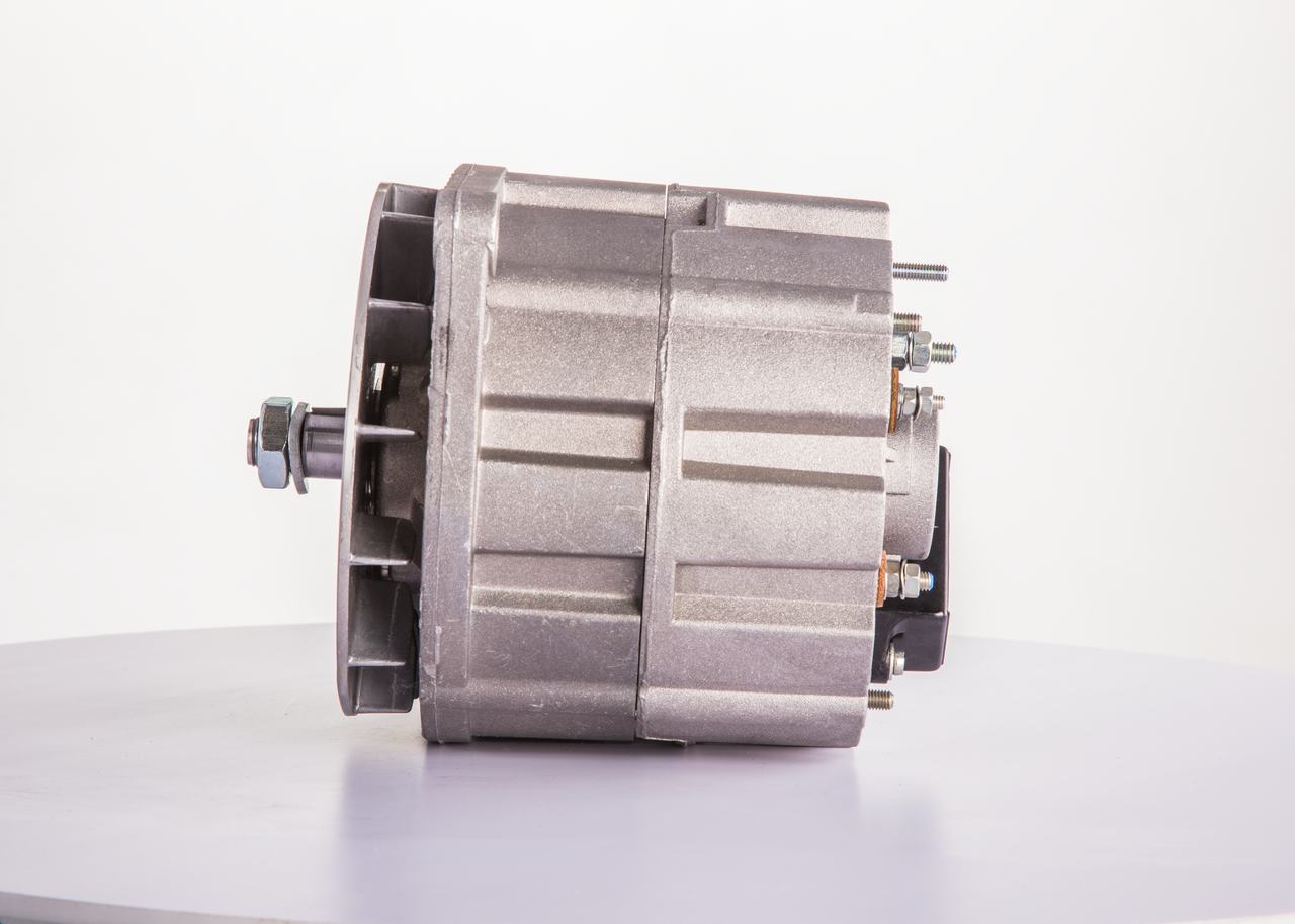BOSCH K1 (R) 14V 23/65A Alternador