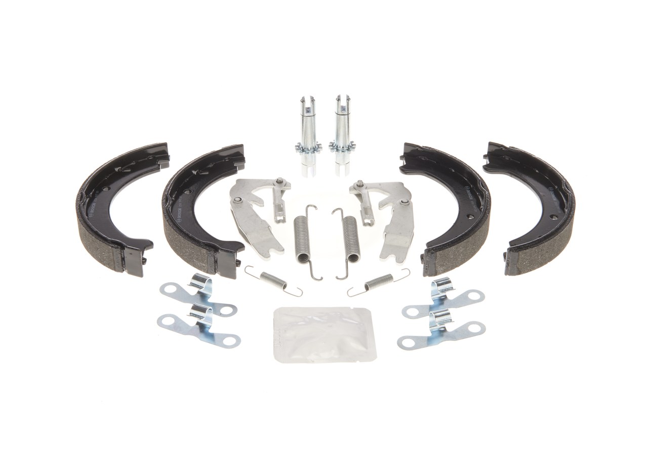BOSCH Pidurikomplekt, trummelpidur 0 204 113 826 Pidurikomplekt, trummelpidur BOSCH VOLVO 0 204 113 826