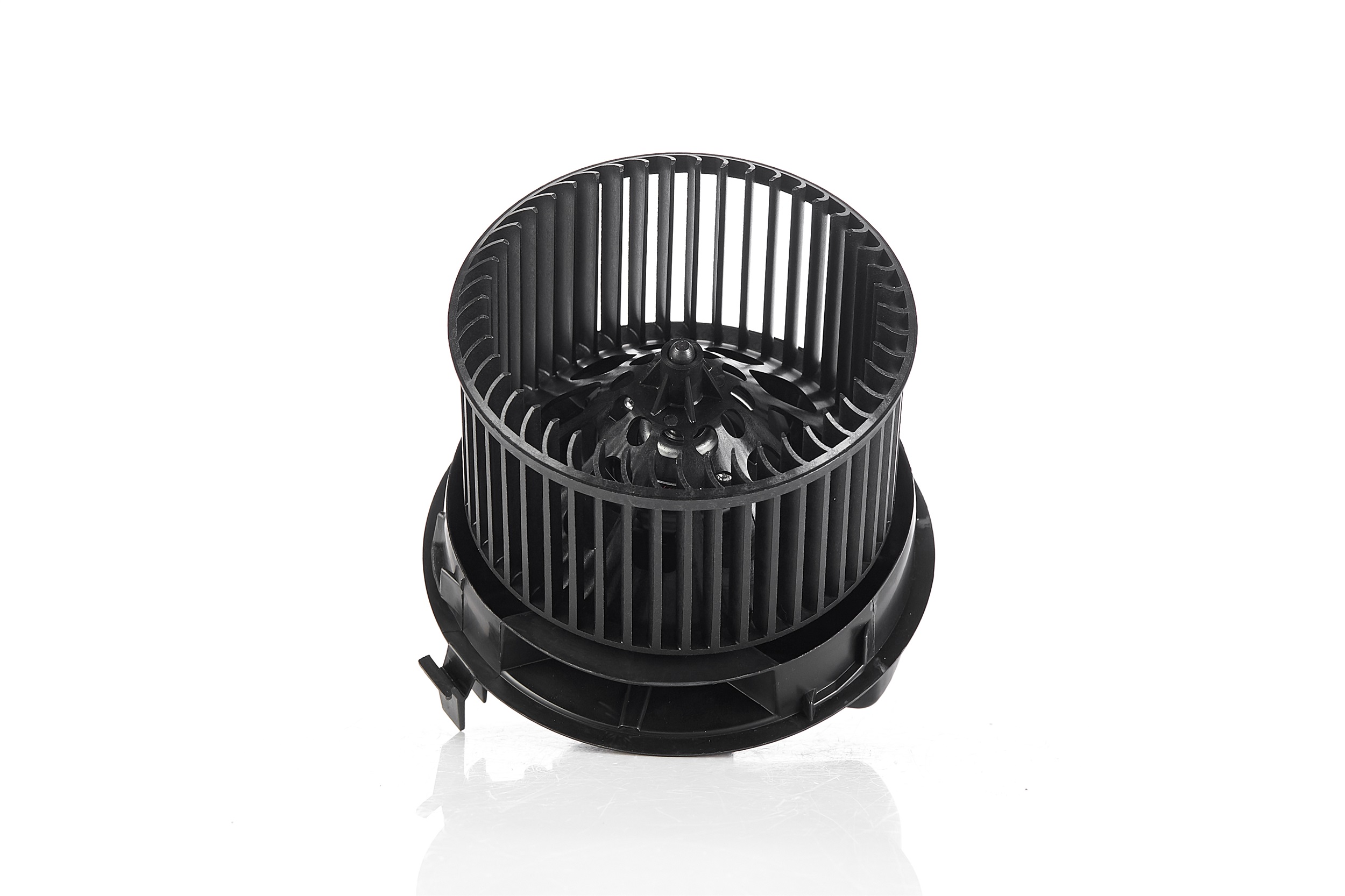 Gebläsemotor 87352 NISSENS 6441 V2 PEUGEOT