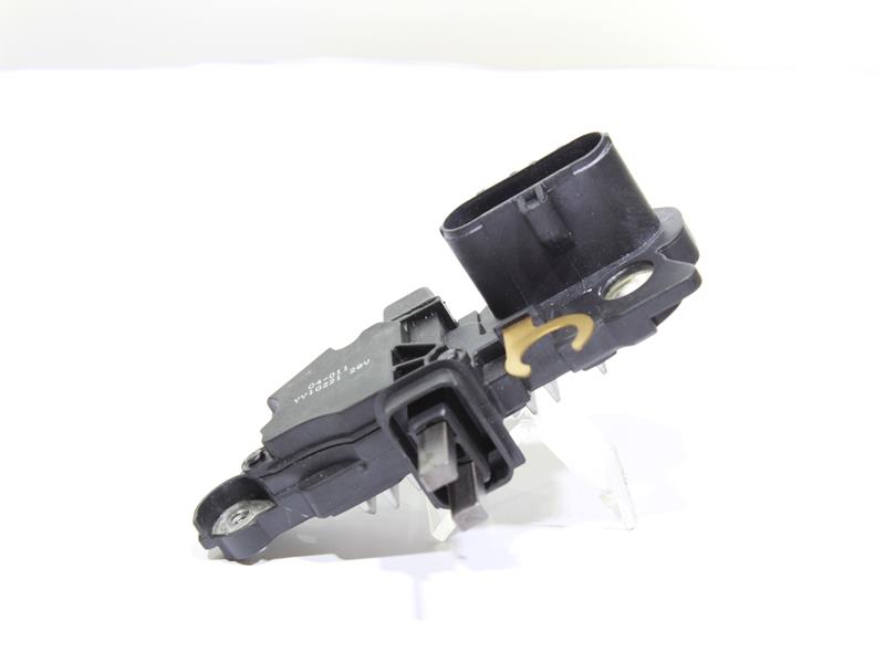 ALANKO Spanningsregelaar 10700267 Regulator alternator ALANKO TOURAN 10700267 goedkoop