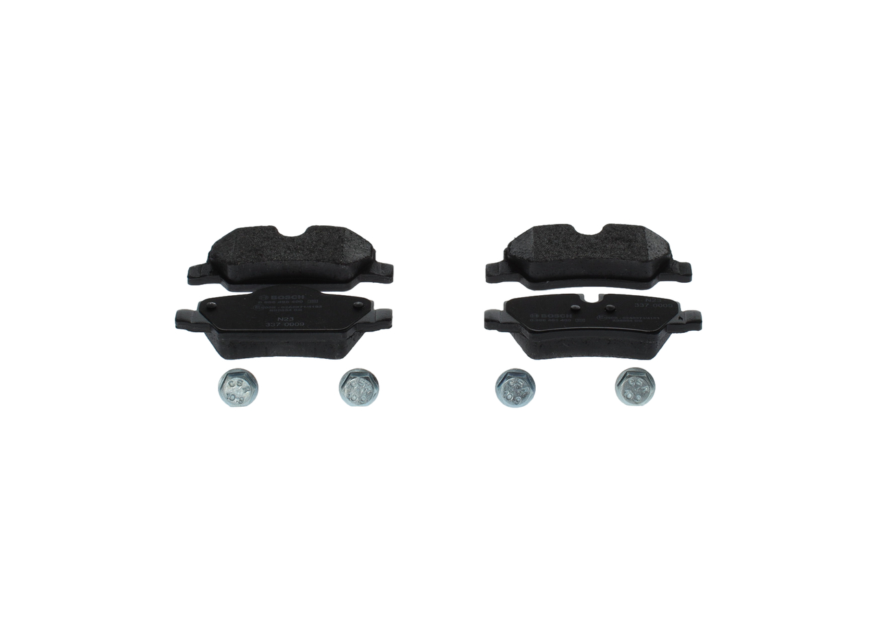 BOSCH 0 986 495 400 MINI remblokken vóór en achter