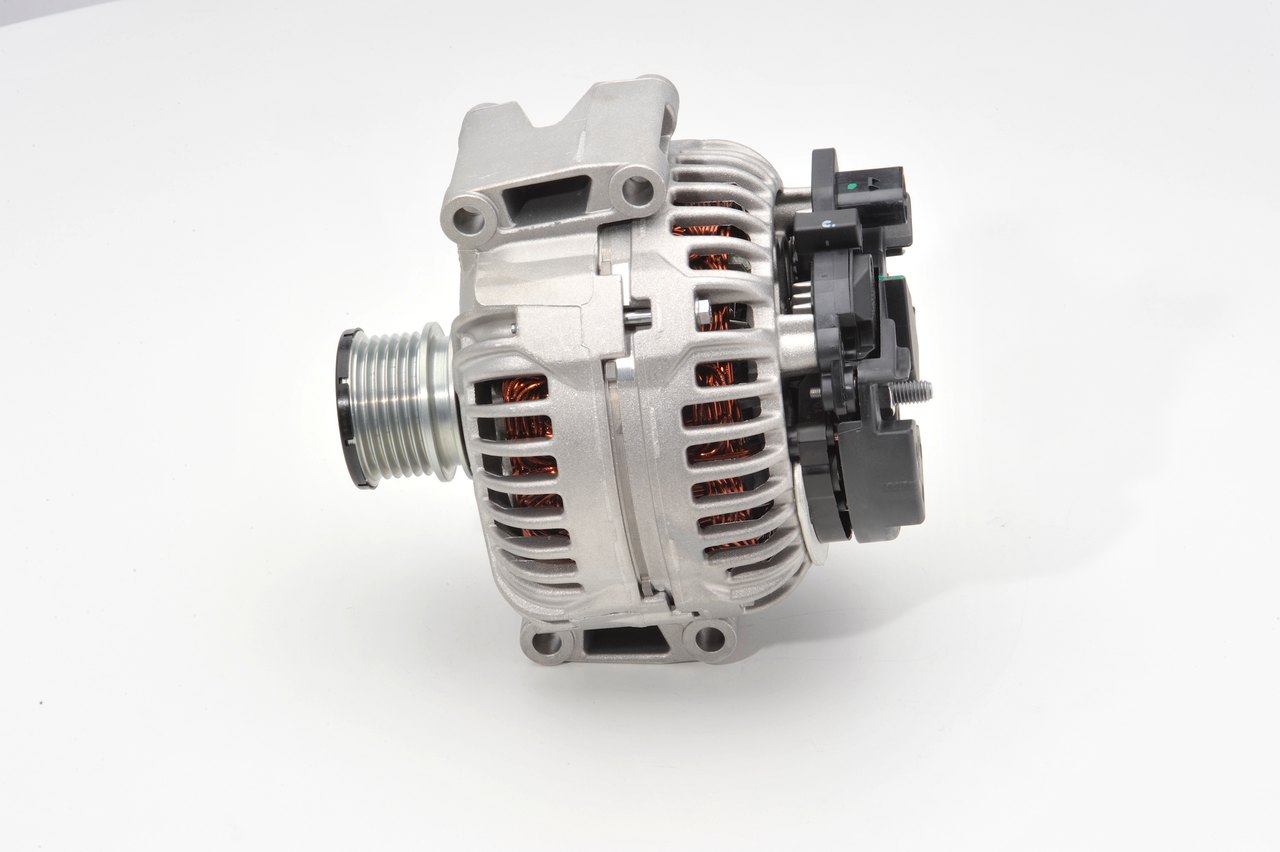 BOSCH E10 (>) 14V 90/200A Alternatore