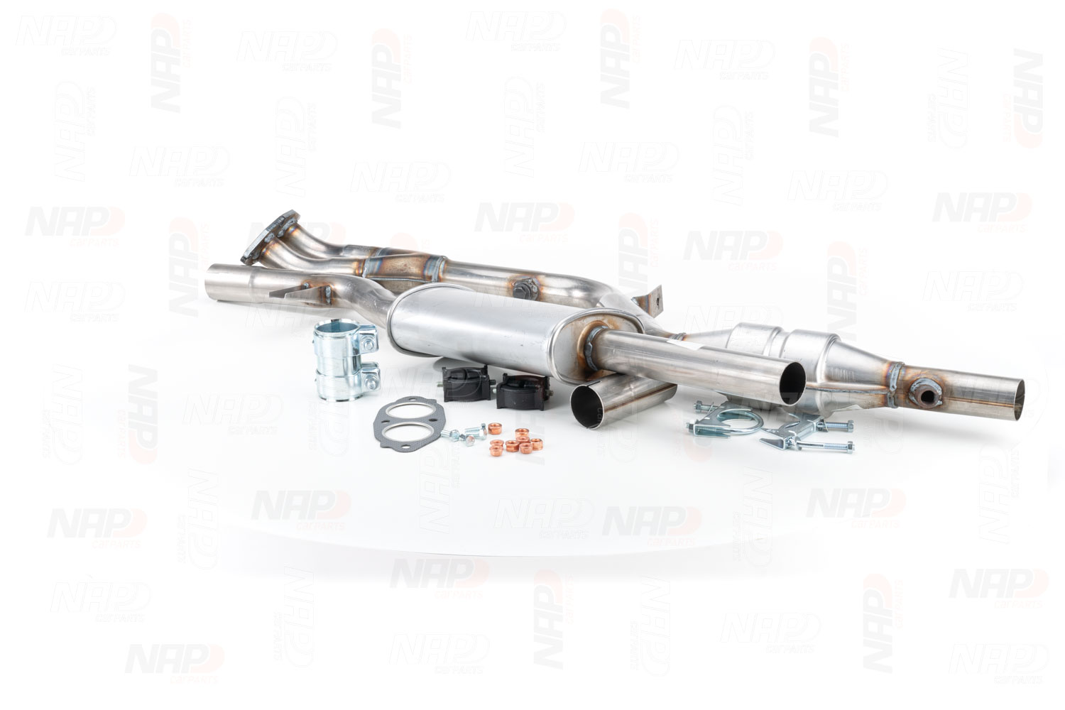 Stredný tlmič výfuku CAK10070 NAP carparts 1830 7 525 551 BMW