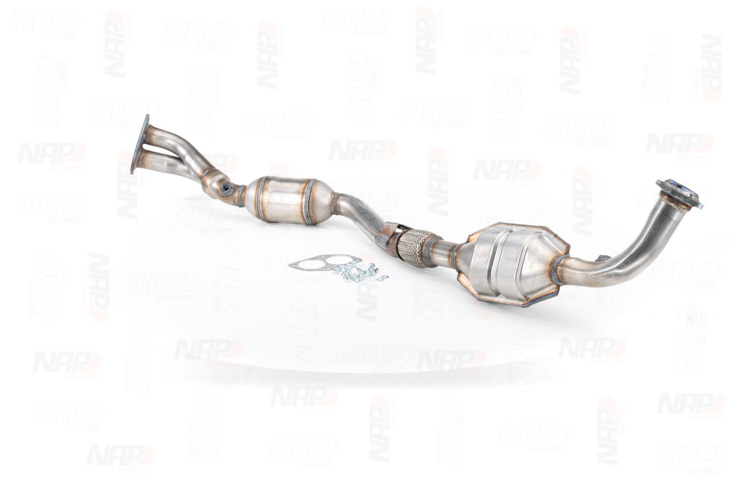 NAP carparts CAK10831 Tubo de escape Opel Omega B Caravan 2.0 16V (F35, M35, P35) 136 cv Gasolina preço