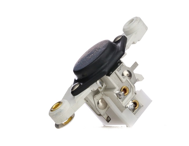 Regolatore alternatore SKRE-2450096 STARK 17 11 3 99 MERCEDES-BENZ