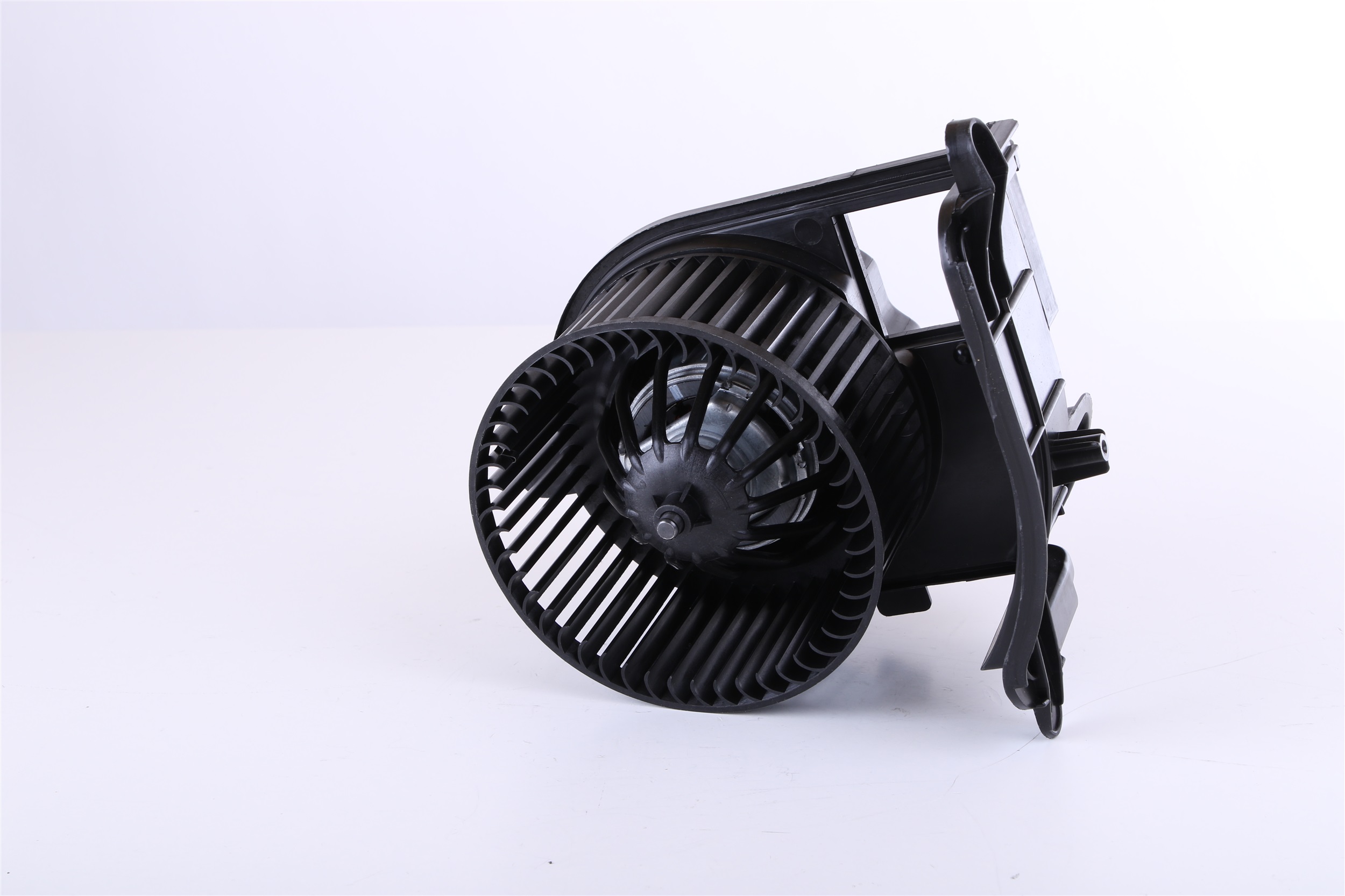 NISSENS 87843 Blower motor