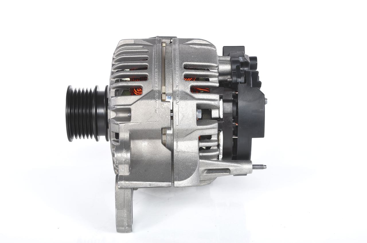 Generator 1 986 A01 135 BOSCH 037 903 025G SKODA