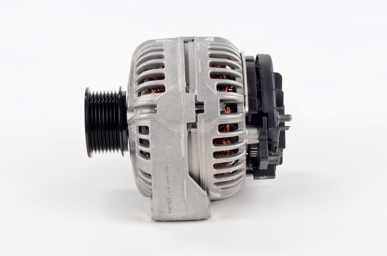 Generator 1 986 A01 169 BOSCH SE501825 IVECO
