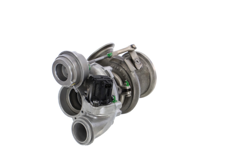 REMANTE 003-001-004481R BMW F10 550i xDrive 4.4 408 hp Petrol Turbo price