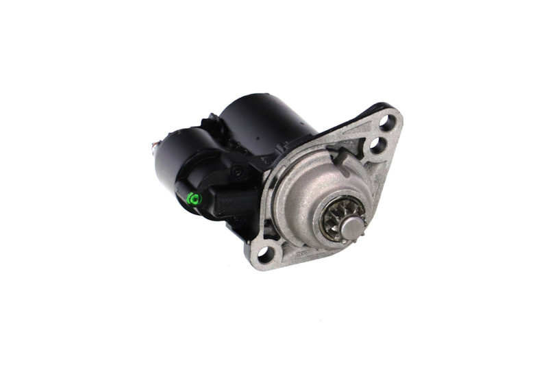 Štartér AUDI REMANTE 011-001-000469R