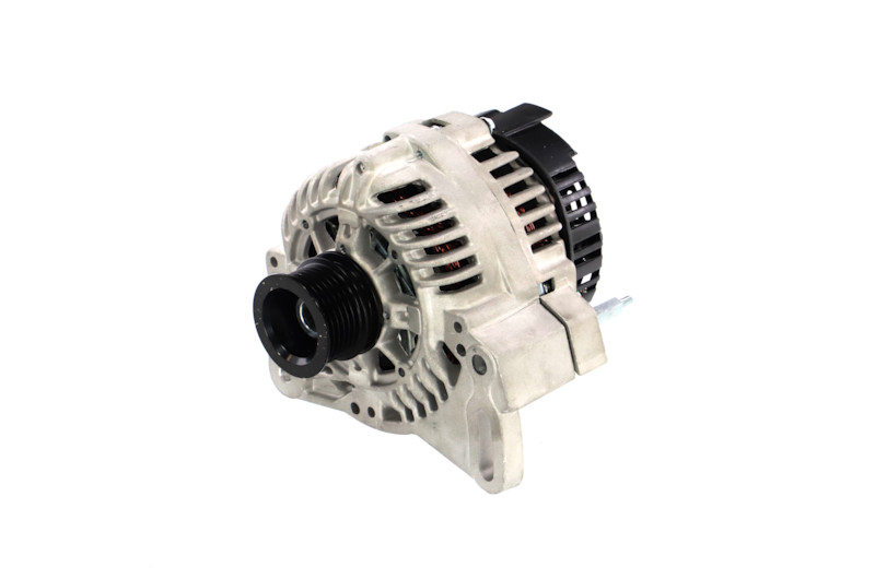 Laturi 011-003-000339R REMANTE 28-3639 Laturi 011-003-000339R REMANTE 28-3639 MERCEDES-BENZ