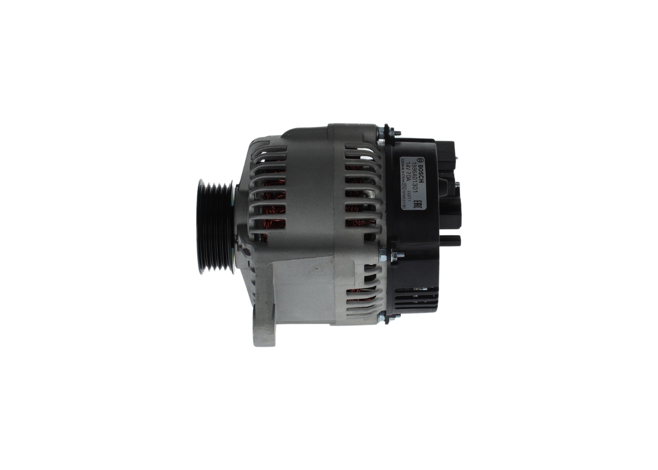 Alternator 1 986 A01 301 BOSCH 5 027 847 OPEL