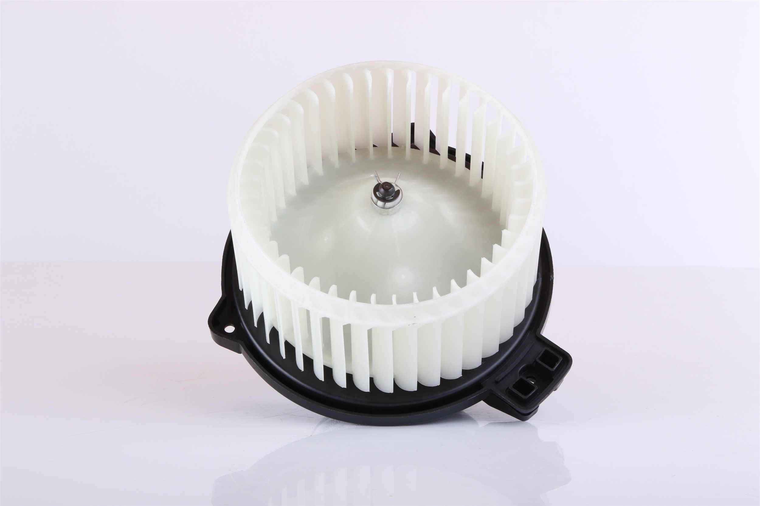 NISSENS 87821 Ventilador de habitáculo Hyundai Tucson TL 2.0 CRDi A las 4 ruedas 185 cv Gasóleo precio