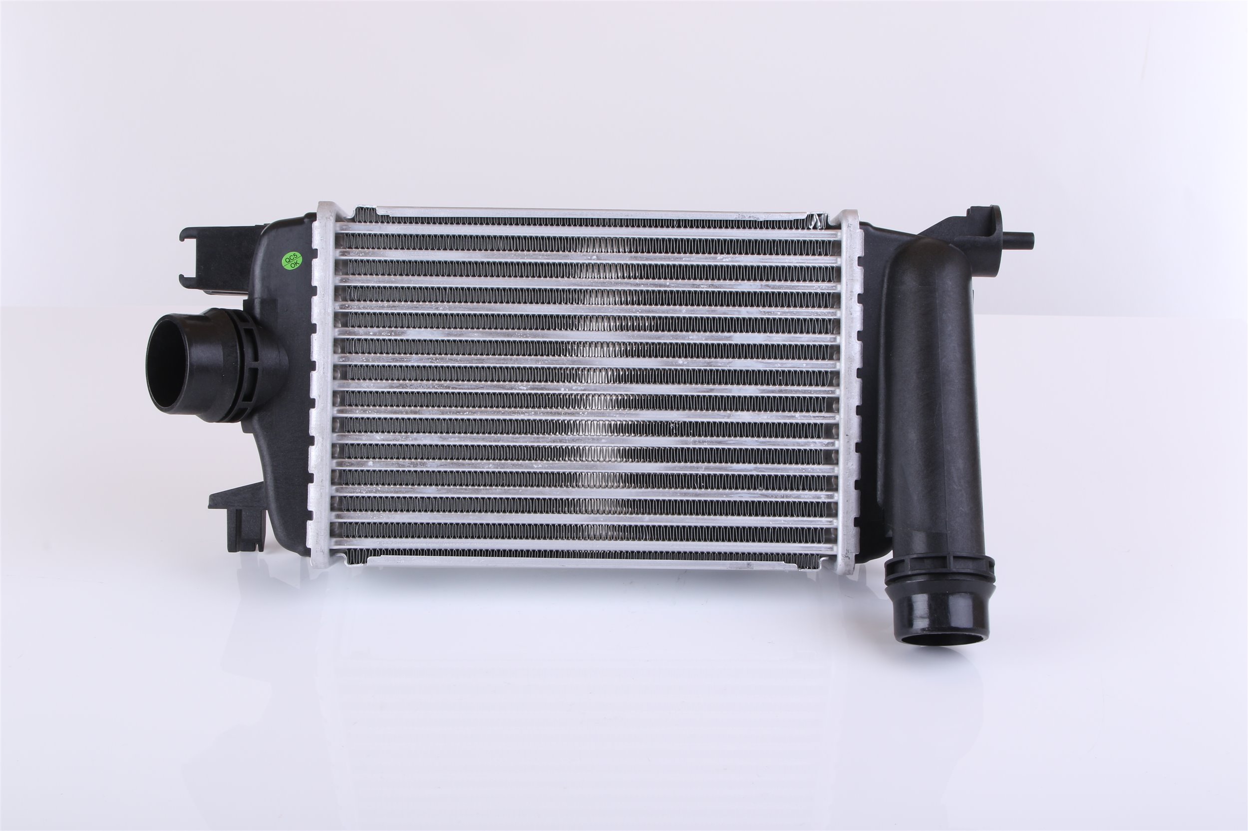 Intercooler 961583 NISSENS 144615FA0A RENAULT