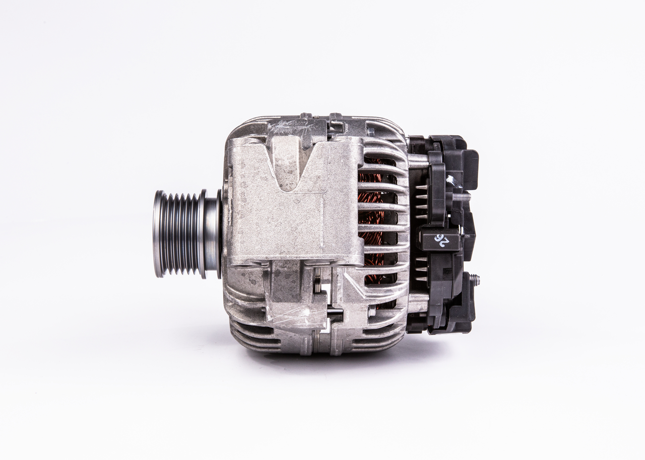 Generator 1 986 A00 653 BOSCH 011154090280 MERCEDES-BENZ