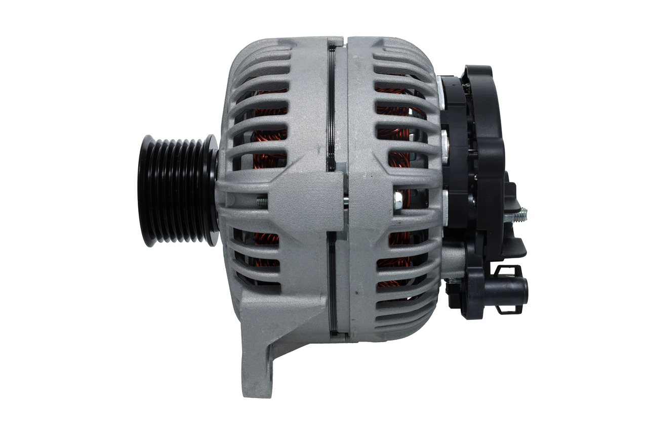 Alternateur 1 986 A00 915 BOSCH 1400520R DAF