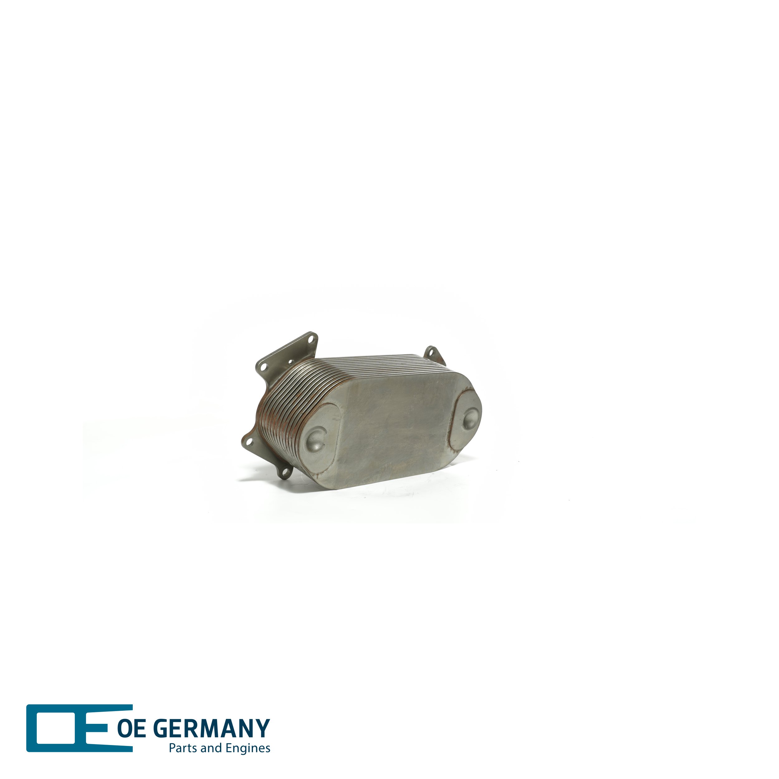Radiatore olio motore 01 1820 471000 OE Germany 471 180 10 65 Radiatore olio motore 01 1820 471000 OE Germany 471 180 10 65 MERCEDES-BENZ
