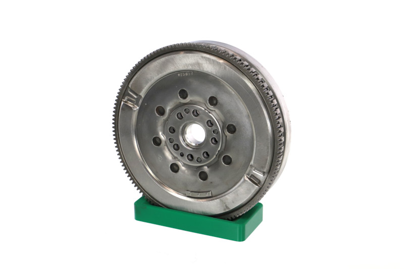 Volant moteur 009-001-000132R REMANTE 12310-00Q2D Volant moteur 009-001-000132R REMANTE 12310-00Q2D RENAULT