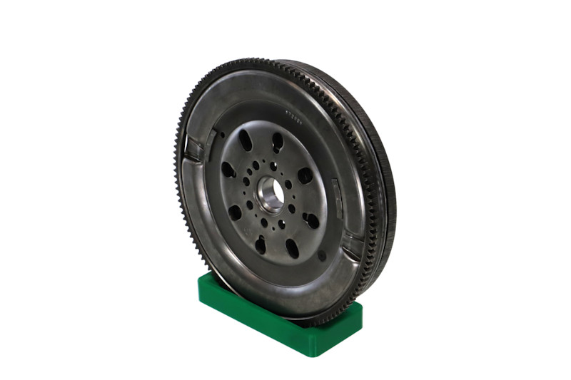 Flywheel 009-001-000225R REMANTE 12310 00Q1E Flywheel 009-001-000225R REMANTE 1231000Q1E NISSAN