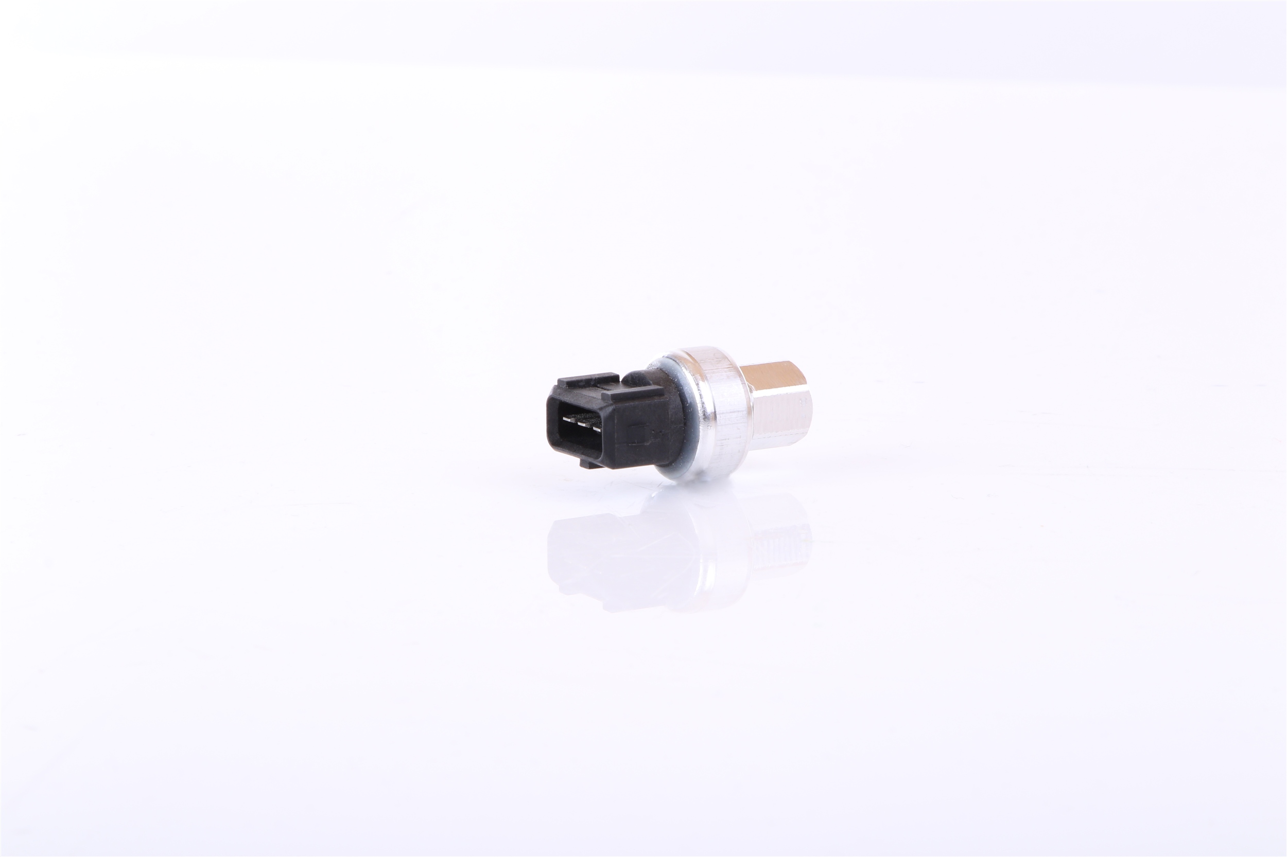 301068 NISSENS Ilmastoinnin paineanturi SAAB 9-5