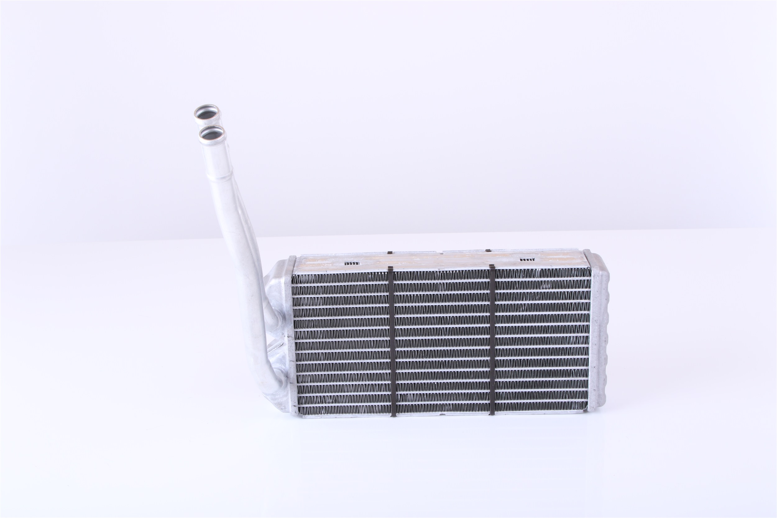 Kachelradiateur, interieurverwarming 73001 NISSENS JEF500010 LAND ROVER