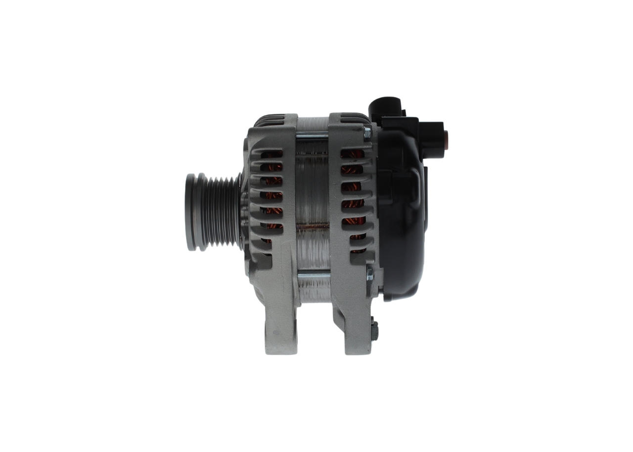 Dynamo / Alternator 1 986 A00 606 BOSCH CV6T-10300-BC BMW