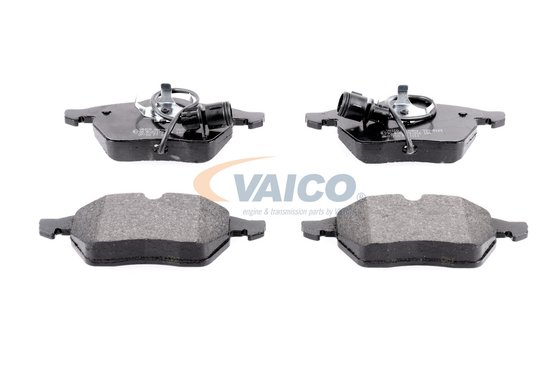 Brake pad set WVA 20676 VAICO 3A0 615 115 AUDI