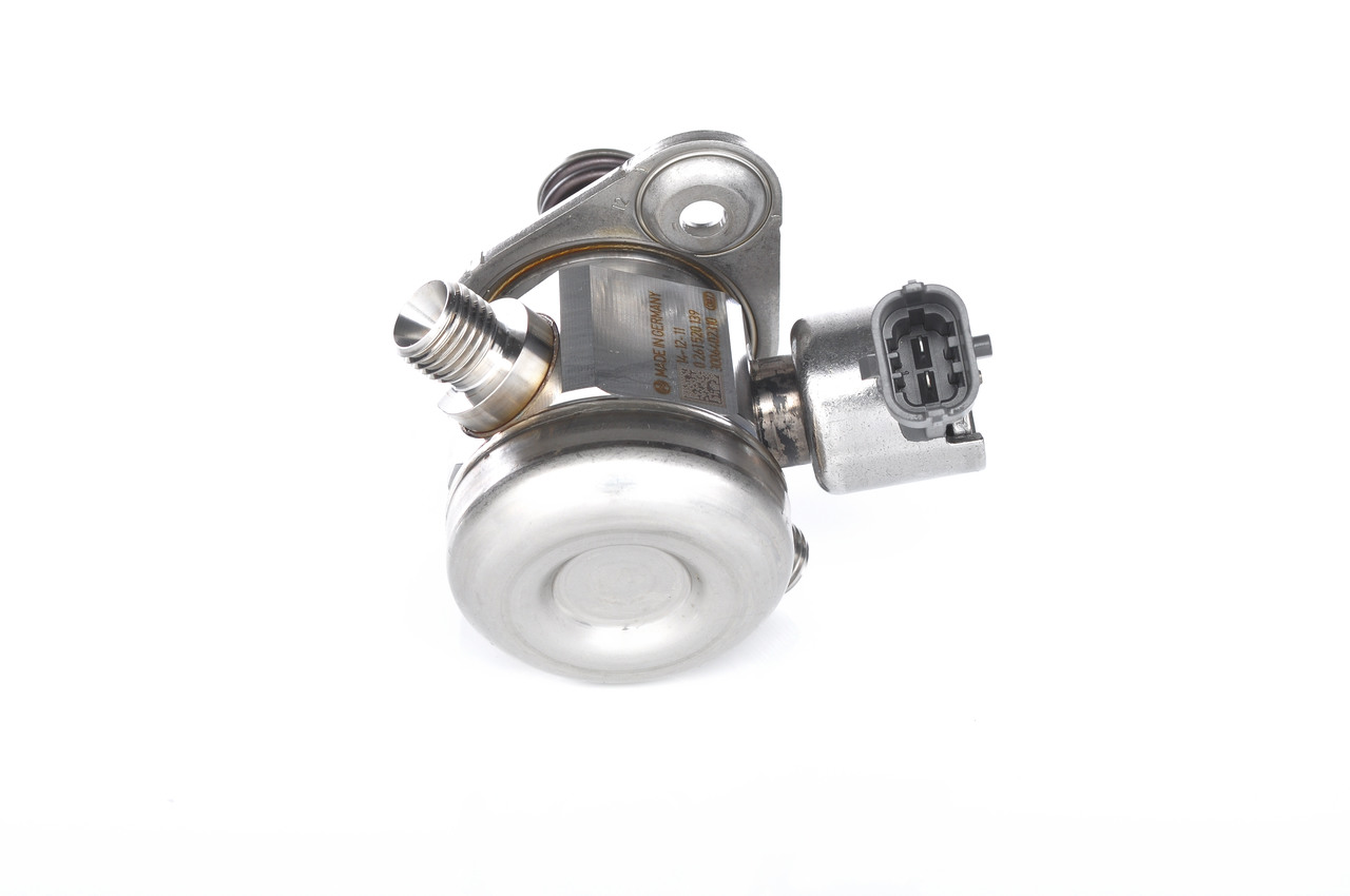 Side view of BOSCH 0 261 520 139 High Pressure Pump