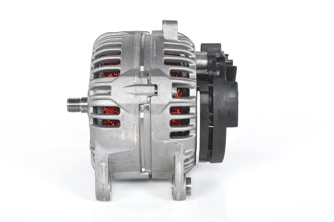 BOSCH E8 (>) 14V 82/155A Ģenerators